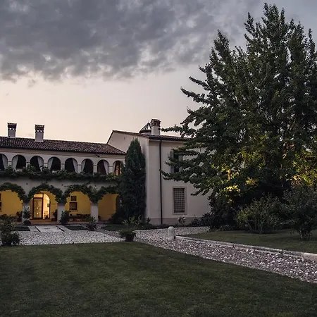 Corte Ruffoni ファームステイ *